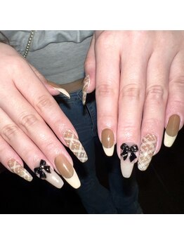 サララ(SALALA)/チェックネイル♪