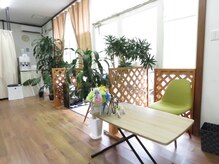 ケアスポット イーズ(care spot e's)の雰囲気（慢性腰痛、腰痛、肩こり、頭痛、姿勢などお悩みをカウンセリング）