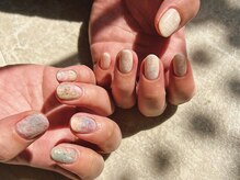 シー(Shhh...)/アシメパステルニュアンス