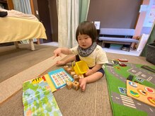 子育てママの整体サロン/施術中のお子様の様子