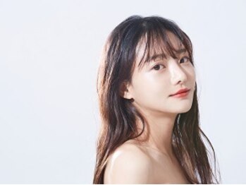 スリリアン 銀座の写真/ハーブピーリング×肌機能を回復させる''エクソソーム''で内側から栄養を届け、シミ・しわを集中改善！