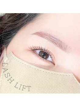 アテオー(ate oh)/眉スタイリング×まつげパーマ