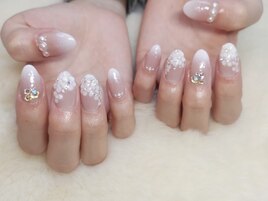 【綺麗めウエディングネイル】