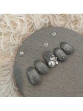 リリーネイル(Lilly nail)/キラキラマグネットネイル