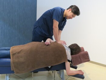 トイ鍼灸接骨院(TOY鍼灸接骨院)/●猫背矯正