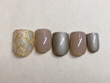 エム(e mu)/ステンドグラス風ネイル