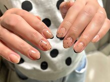 ネイルサロンアンドスクール ミュー(Nail Salon & school mieux)/シンプルドットデザイン