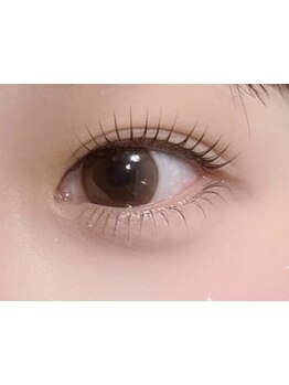 ナチュラル上品な目元にしたい