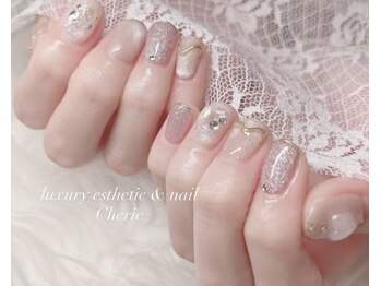 シェリエ(Cherie)/キラキラネイル×ミラー
