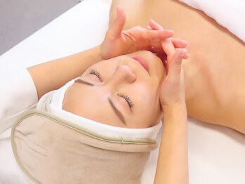 本格小顔コルギサロンミピマム町田店の写真/≪感動レベルの小顔実感≫ミピマム独自の手技にて骨と筋肉から根本調整◎その場しのぎではない本気の小顔へ