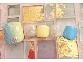 チャティー(CHATIE)/人魚の鱗グラデーションネイル