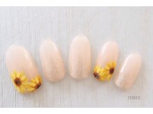 スリー 自由が丘(THREE)/ひまわりネイル