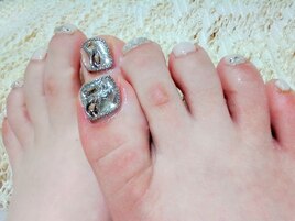 フットネイル付け放題