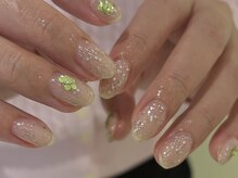 サンジュウヨン(34)/ホログラムネイル　パラジェル