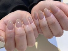 ネイルズ ララ(nails Lala)/うるつやグレージュ。