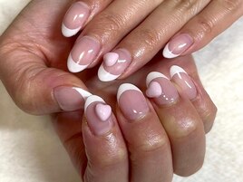 シンプルフレンチネイル×ハート