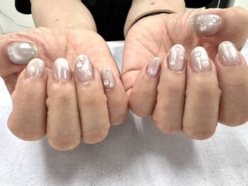 ネイルサロン レクラン(Nail Salon L'ecrin)/水光マグネット 新宿/新宿三丁目