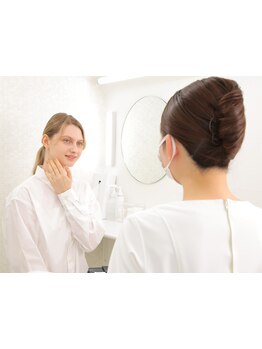 ホウレイ線・たるみ改善！予防ケア