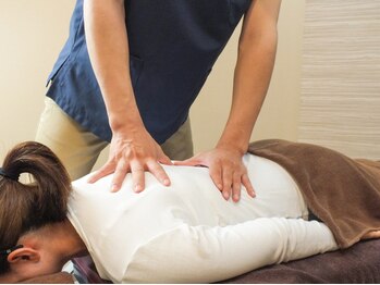 キヅカイロプラクティック アネックス(KIZU ANNEX)/胸椎への施術　※コロナ対策中