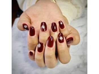 モアブルー(more blue)/ボルドーネイル