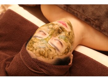 アイル(iru)/剥離なし★ハーブピーリング全顔