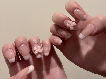 ビジューネイル