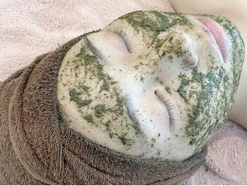 プリンセスフルールボーテ(Princesse Fleur Beaute)の写真/ヒト幹細胞で世界特許を取得している剥離なしREVIのハーブピーリング★韓国女子のような水光肌に♪