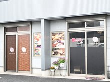 イーズ(Ease)の雰囲気（駐車場3台あります。）