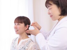 ナビ(Nabi)の雰囲気(肌色のテープで目立ちません)