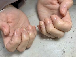 ワンカラー×ぷっくりフラワー