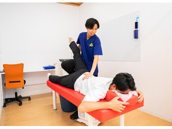 ビバ接骨院 苦楽園通り院(VIVA接骨院)/骨盤調整