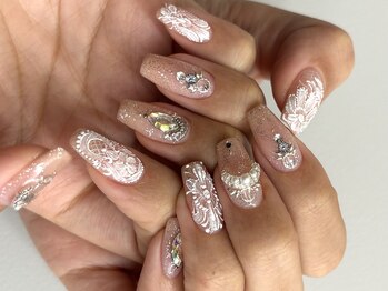 ヴレ ネイル(vrai nail)の写真/付け替えオフ無料なのでイベントや季節に合わせてネイル変更がしやすい!美フォルムとモチの良さに定評あり