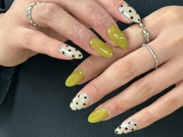ピスタチオ×ドットネイル