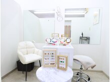 ソワンマリア(soin Maria)の雰囲気（ネイルの施術ルームも完全個室♪豊富なカラーをご用意してます。）