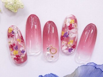トータルビューティーアンドアズフローラ(Total Beauty & a`s Flora)/上品★押し花フラワーネイル