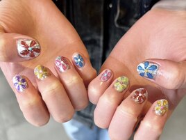 フラワーネイル　担当:小島