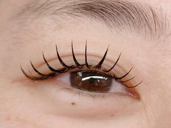 ブレス ネイルアンドアイラッシュ(Brace)の写真/キレイが続く・長持ちエクステが魅力!まつ毛にも、お肌にも優しいLEDエクステでダメージレスな施術。