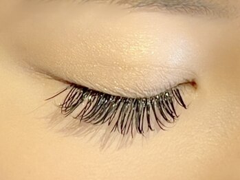 アイアイ(i eye)/フラットラッシュで負担軽減♪