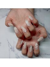 クレアトゥール 華/シンプル大人ネイル