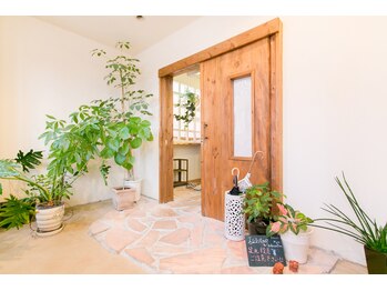 リビング(Living)/5階入口