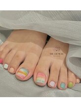 ザ デミュア 銀座店/夏フットネイル