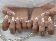 チャロム(Charom)/。