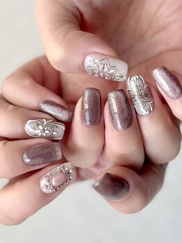 アルージョ(alujo)の写真/【洗練されたデザインで指先を華麗に演出★】シンプルこその美しさに思わず魅了されること間違いなし♪