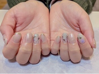 BBGの写真/トレンド・ニュアンスネイルなど幅広く提案可能！大人可愛いアートコースがオススメ◎理想の指先を叶えます