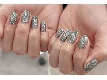 カルフール リル 草加駅西口店(Carrefour lir)/韓国グリッター