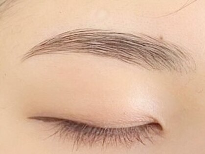 エース ブロウ(ace brow)の写真