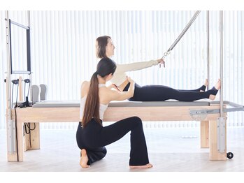 ラ ピラティス 蒲田店(La pilates)の写真/蒲田駅徒歩3分！ウェア無料◎手ぶらでOK！整体×ピラティスで身体の歪みを整え、夏に向けて薄いお腹に♪