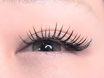 ルナリー(lunaly)の写真/ボリュームラッシュで感動の目元へ!今までにない仕上がりを体験しませんか♪