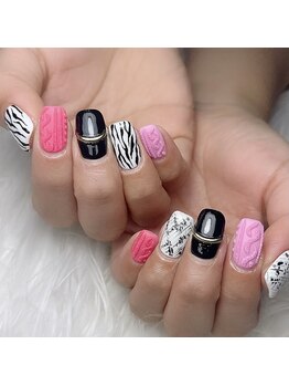 モモ(Momo)/アニマル×ボアニットネイル