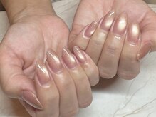 ラグジュアリーネイルズ カワグチ(Luxury Nails Kawaguchi)の雰囲気（大人気のマグフラNail☆* うるうる・キラキラの指先に！）